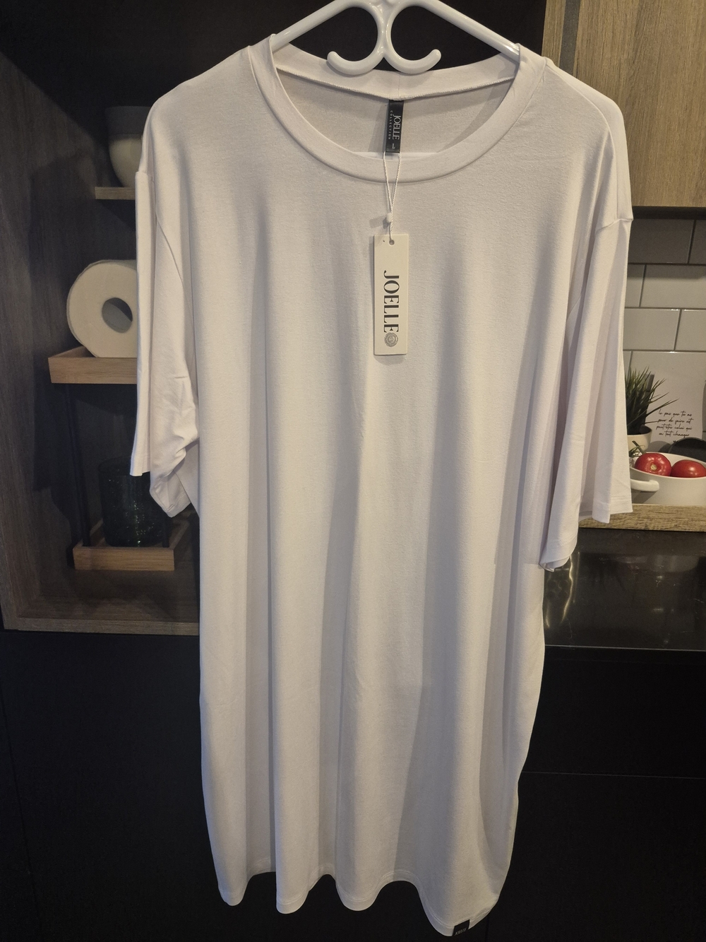 Women’s Short-Sleeve Crew Neck Shirt — White